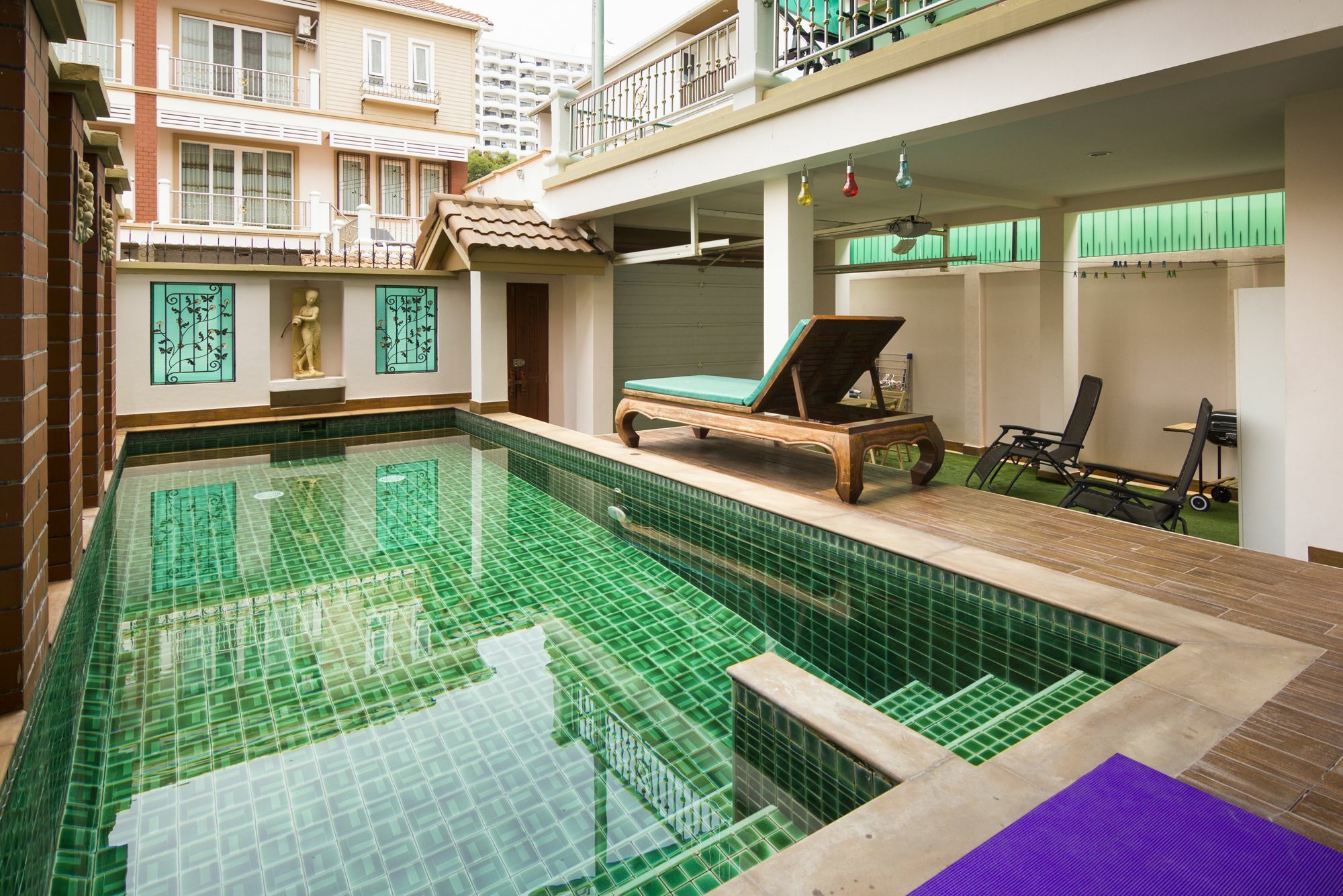 Nowhere Villa Mars Pattaya Exteriör bild